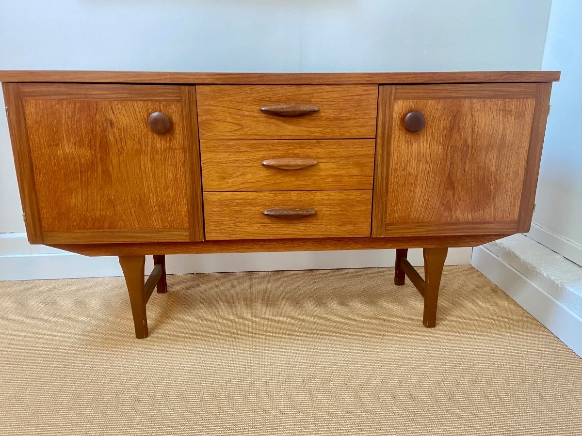 Small Teak Sideboard From The 60s.-photo-2