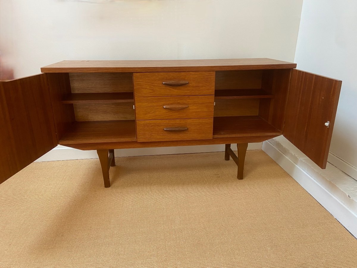 Small Teak Sideboard From The 60s.-photo-3