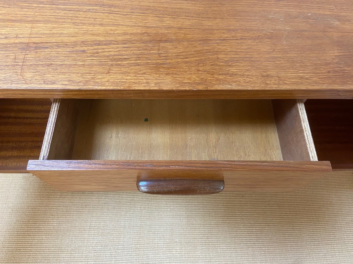 Small Teak Sideboard From The 60s.-photo-4