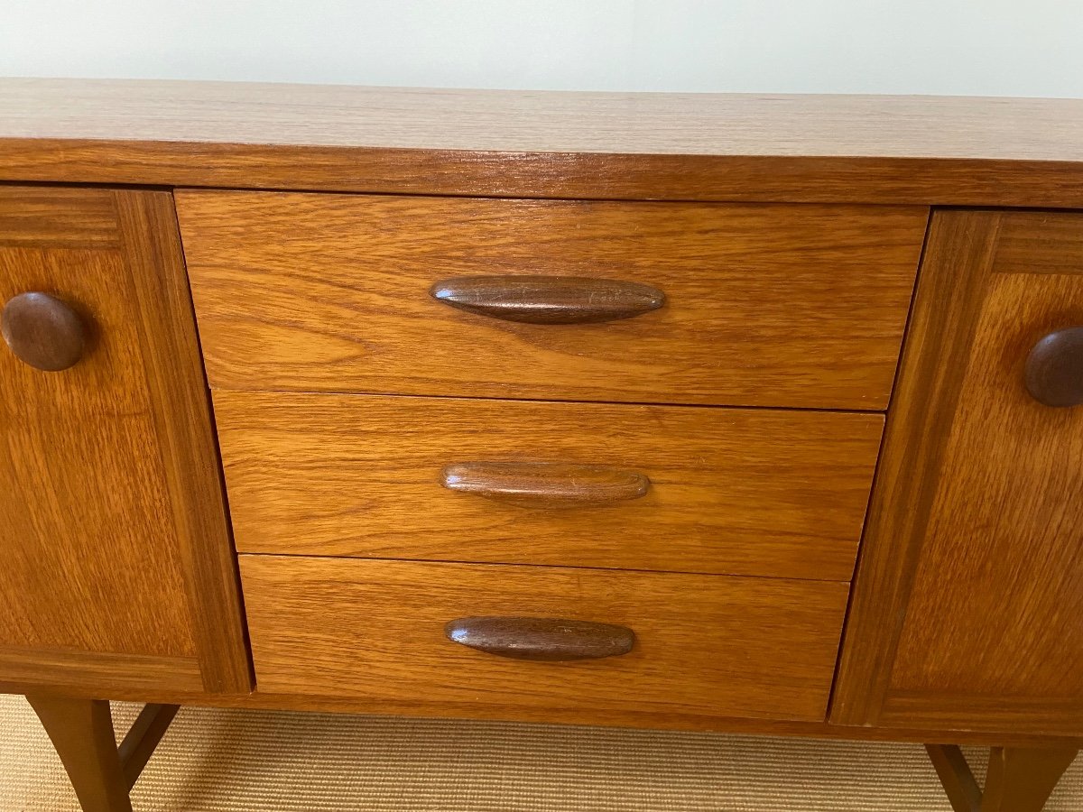 Small Teak Sideboard From The 60s.-photo-5