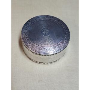 Pill Box In Solid Silver With Guilloche Pattern, Mo Olier & Caron (1910-1934). Minerva 1st Grade.