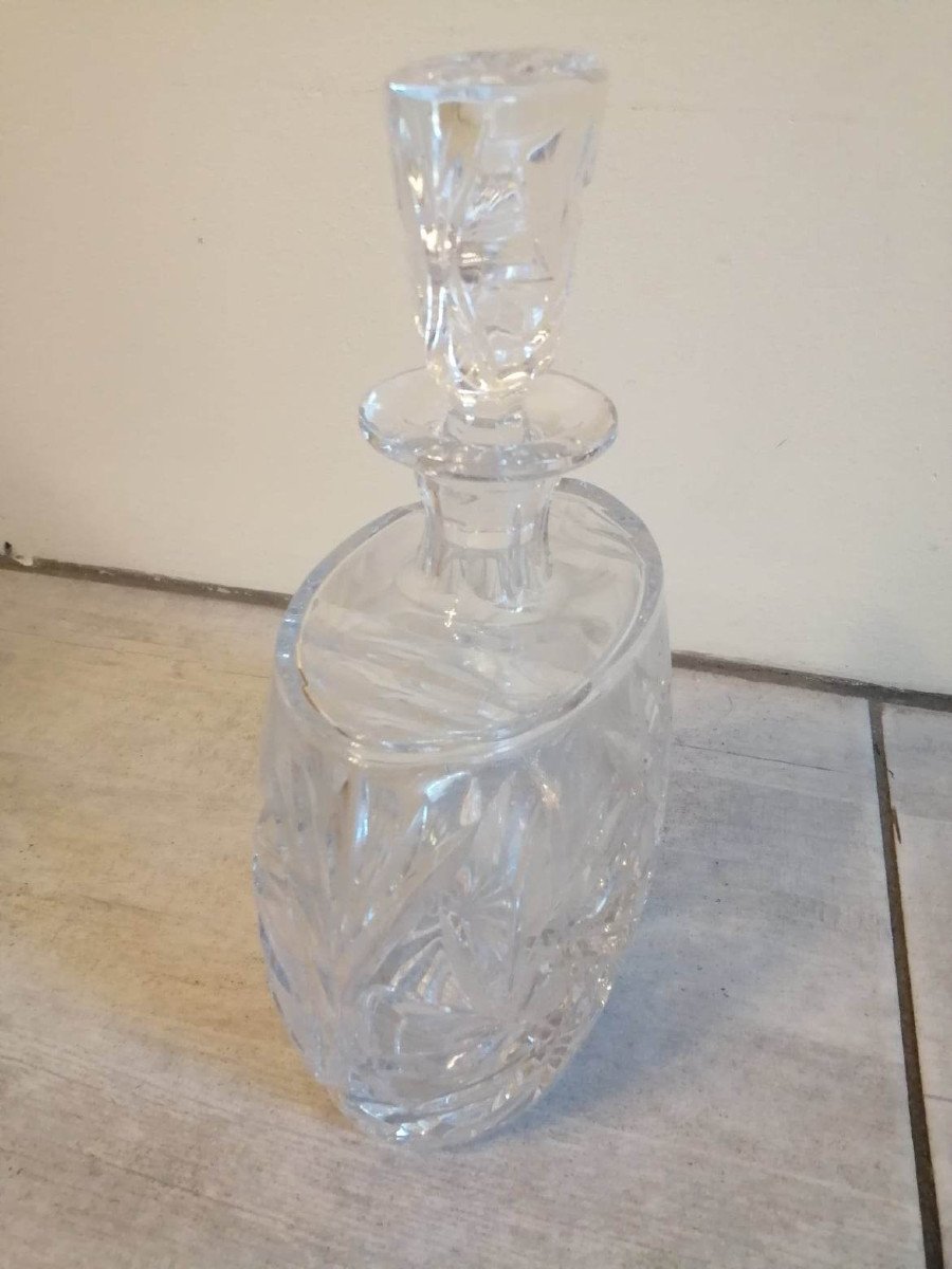 Oval Whiskey Carafe In Cut Crystal-photo-4