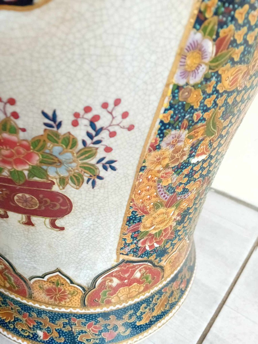 Chinese Porcelain Palace Size Neck Vase With Cartridges-photo-5