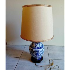 Chinese White Blue Porcelain Living Room Lamp 1st Half Of The 20th Century