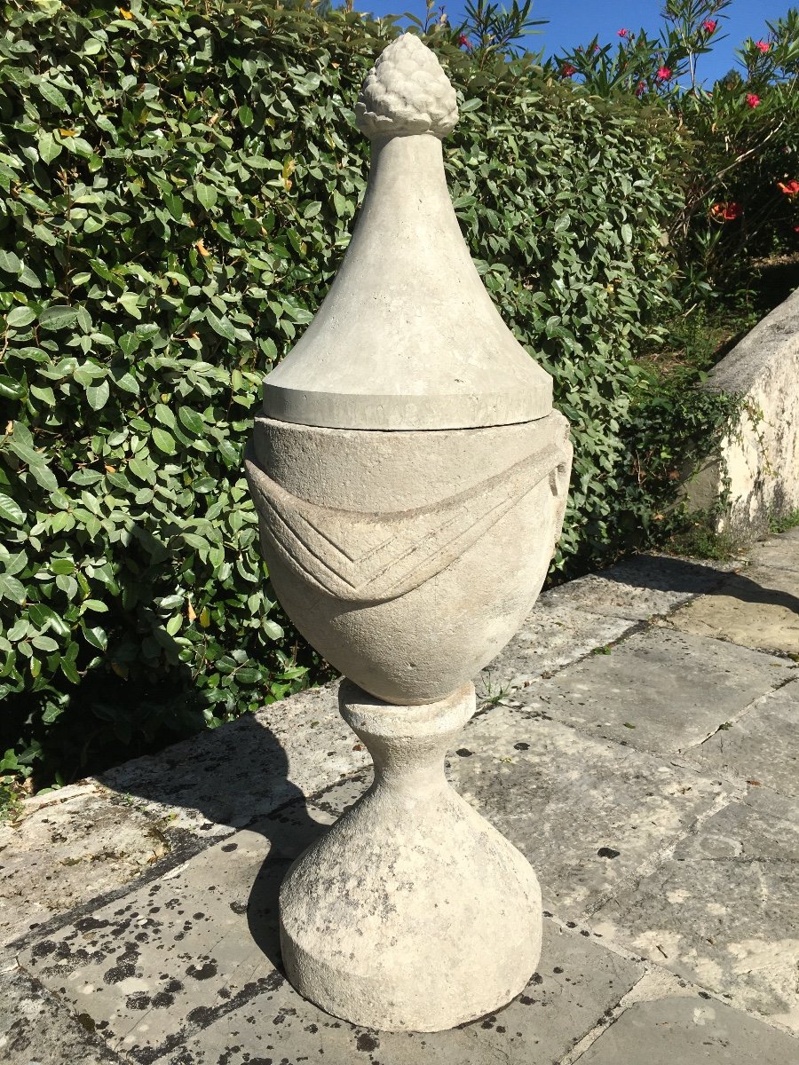 Pair Of 18th Century Stone Covered Pots-photo-2