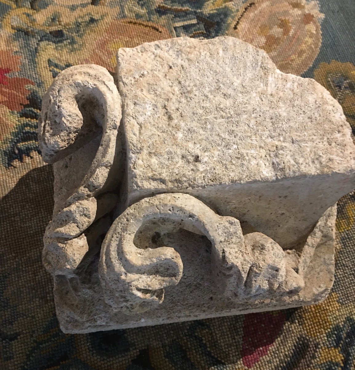 Corner Capital In Stone XII-photo-1