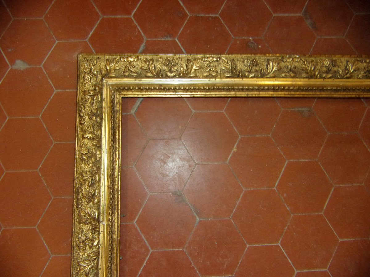 Large 19th Century Frame, In Golden Wood.-photo-2