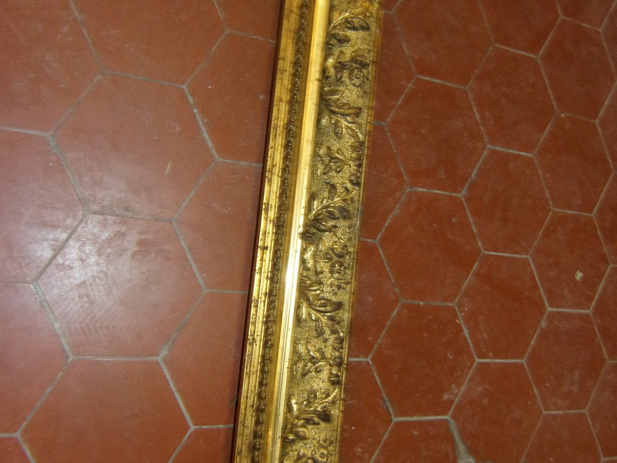 Large 19th Century Frame, In Golden Wood.-photo-3