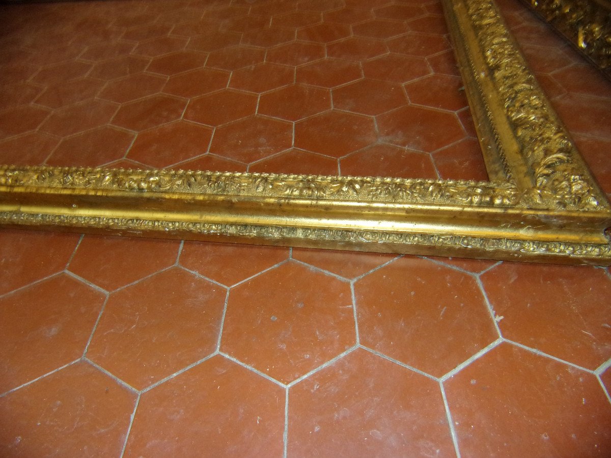 Large 19th Century Frame, In Golden Wood.-photo-4