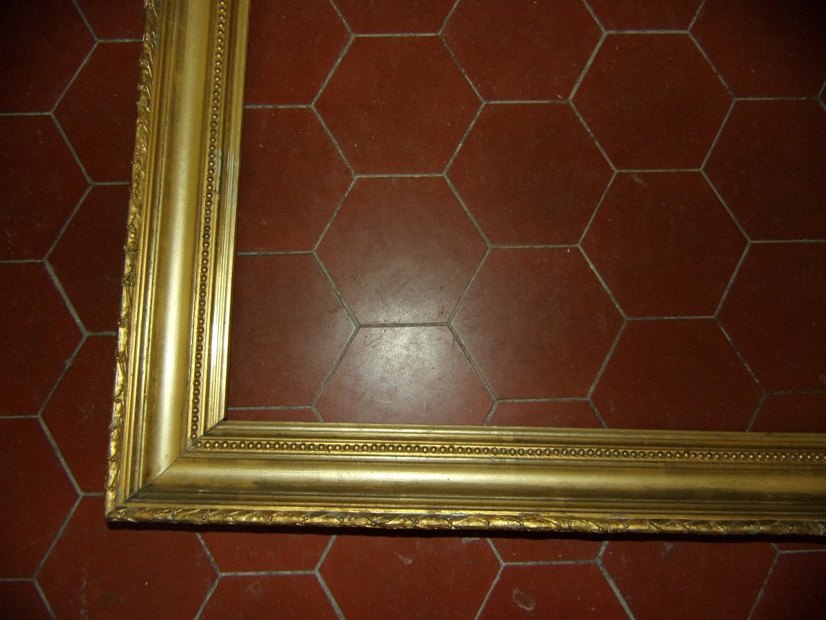 Large 19th Century Frame, In Golden Wood.-photo-1