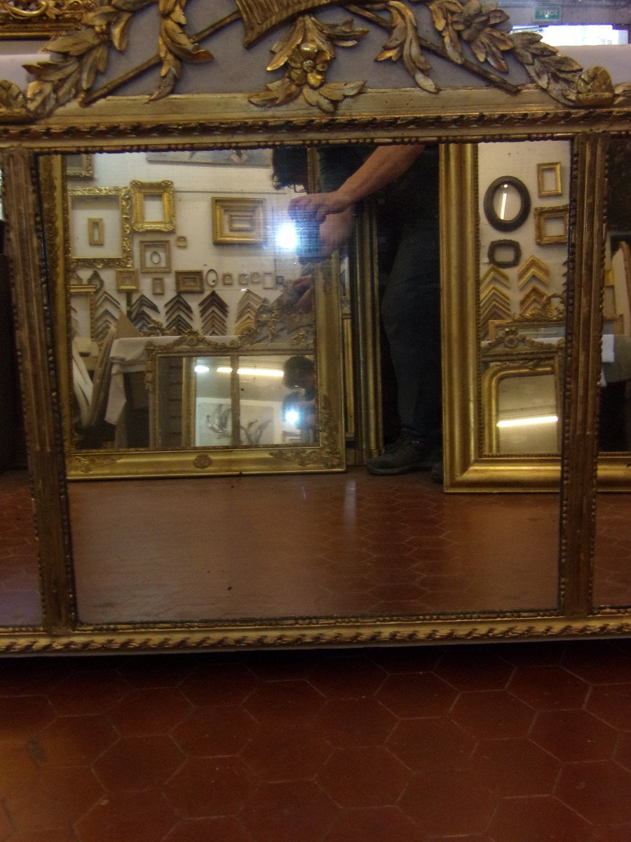 Grand Triptyque, Trois Miroirs,  forme horizontale, époque 18ème, Louis XVI En Bois Doré.-photo-7