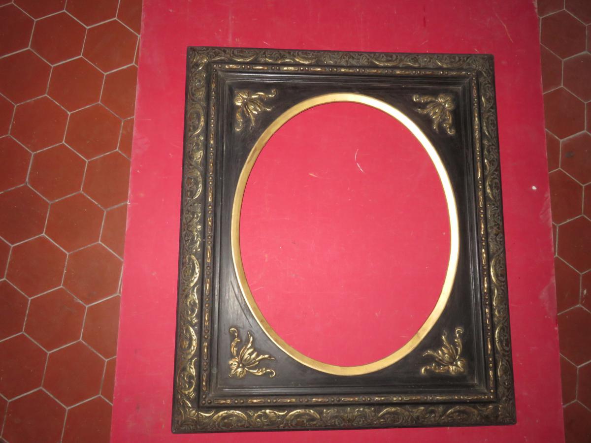 Oval Frame, Napoleon III, Black And Gold, 19th Time.