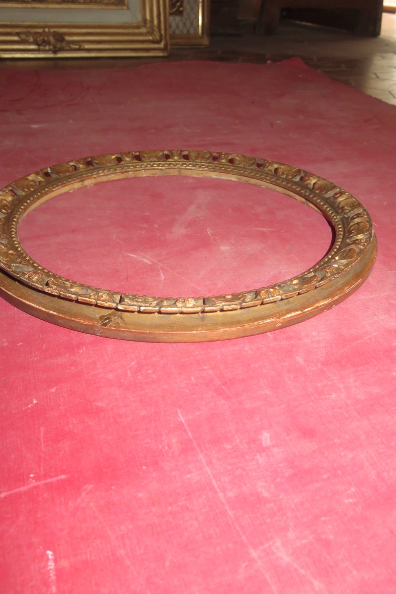 Round Frame 19th Time, In Golden Wood.-photo-2