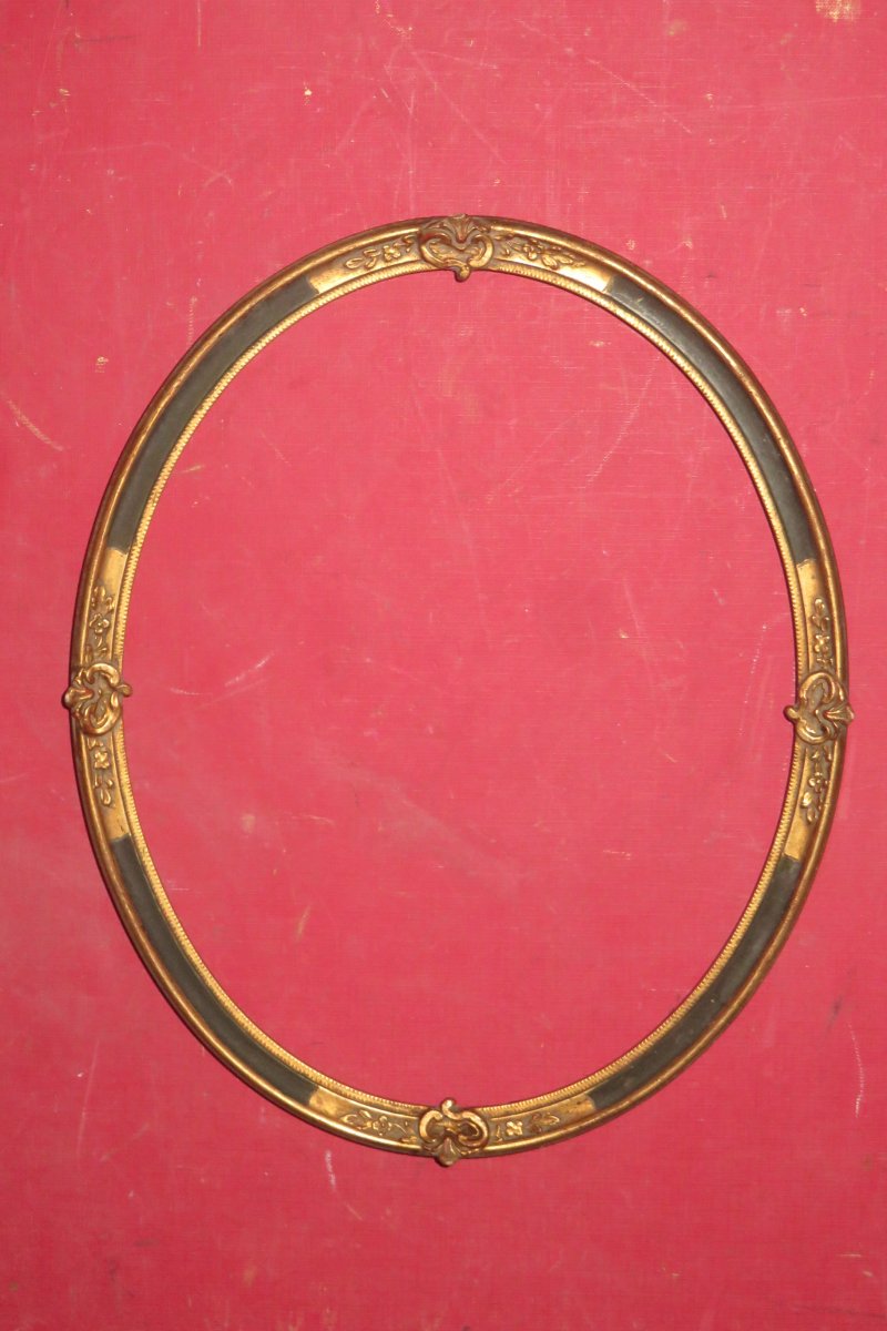Suite Of 4 Oval Frames In Golden And Painted Wood, Early 20th Century.-photo-4