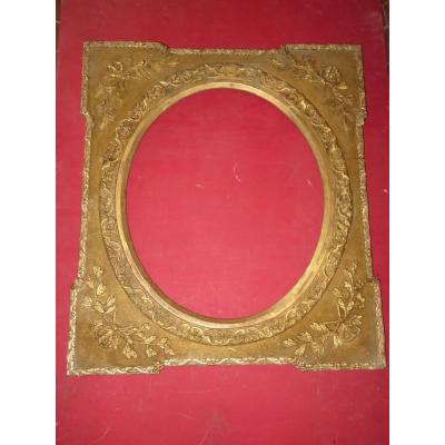 Oval Wooden Frame Golden 19th Time.