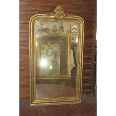 Miroir Louis Philippe, avec fronton,  époque 19ème, En Bois Doré.