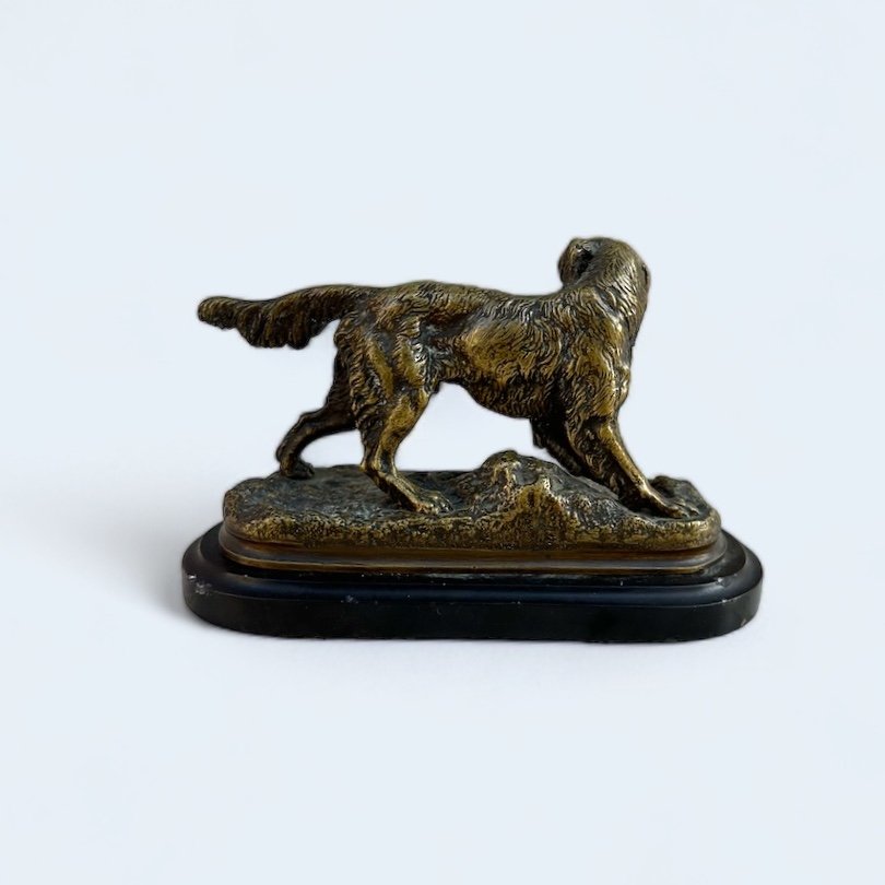 Petite Sculpture En Bronze Représentant Un Chien De Chasse Par Jules Moigniez-photo-2