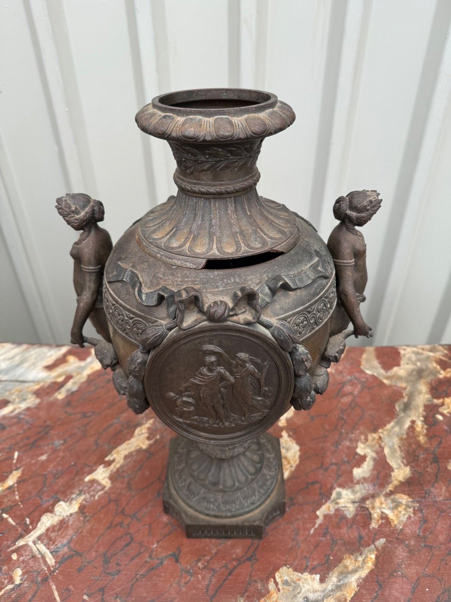 Louis XVI Style Cast Iron Vase / Urn, 19th Century-photo-2