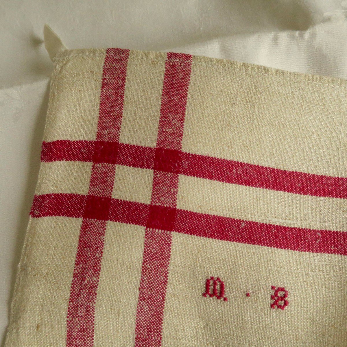 6 Linen Tea Towels With Red Batten Monogrammed Mb-photo-4