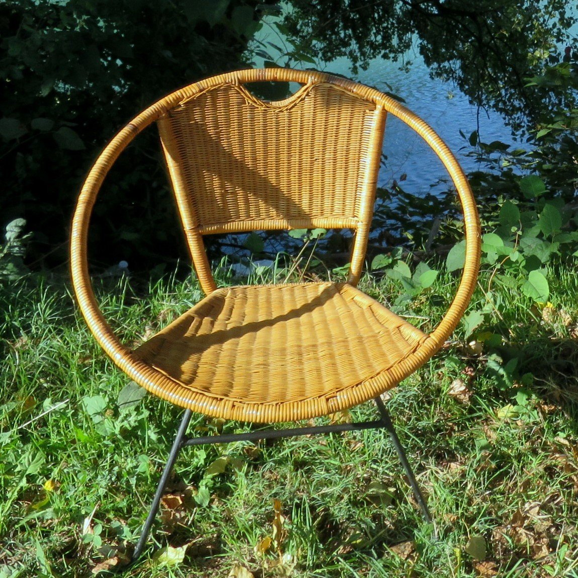 Fauteuil en osier et métal dlg de Janine Abraham et Dirk Jan Rol, circa 1950