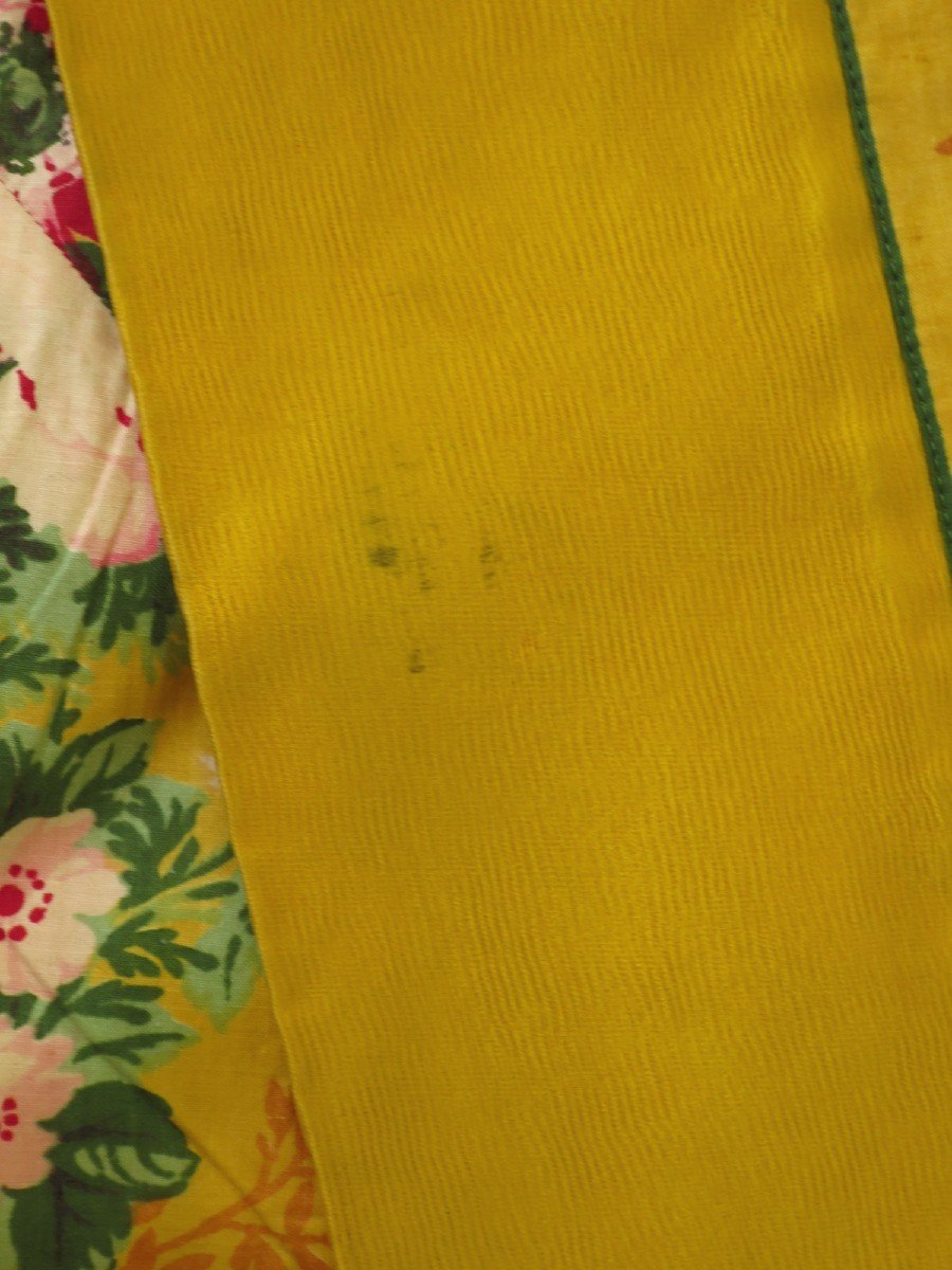 19th Century Yellow Silk Hangings And Valance-photo-5