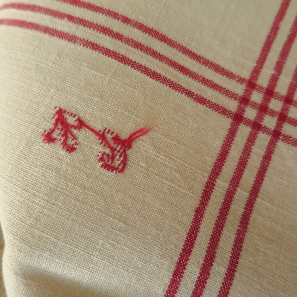 6 Linen Tea Towels With Red Batten Monogramming Cb-photo-1