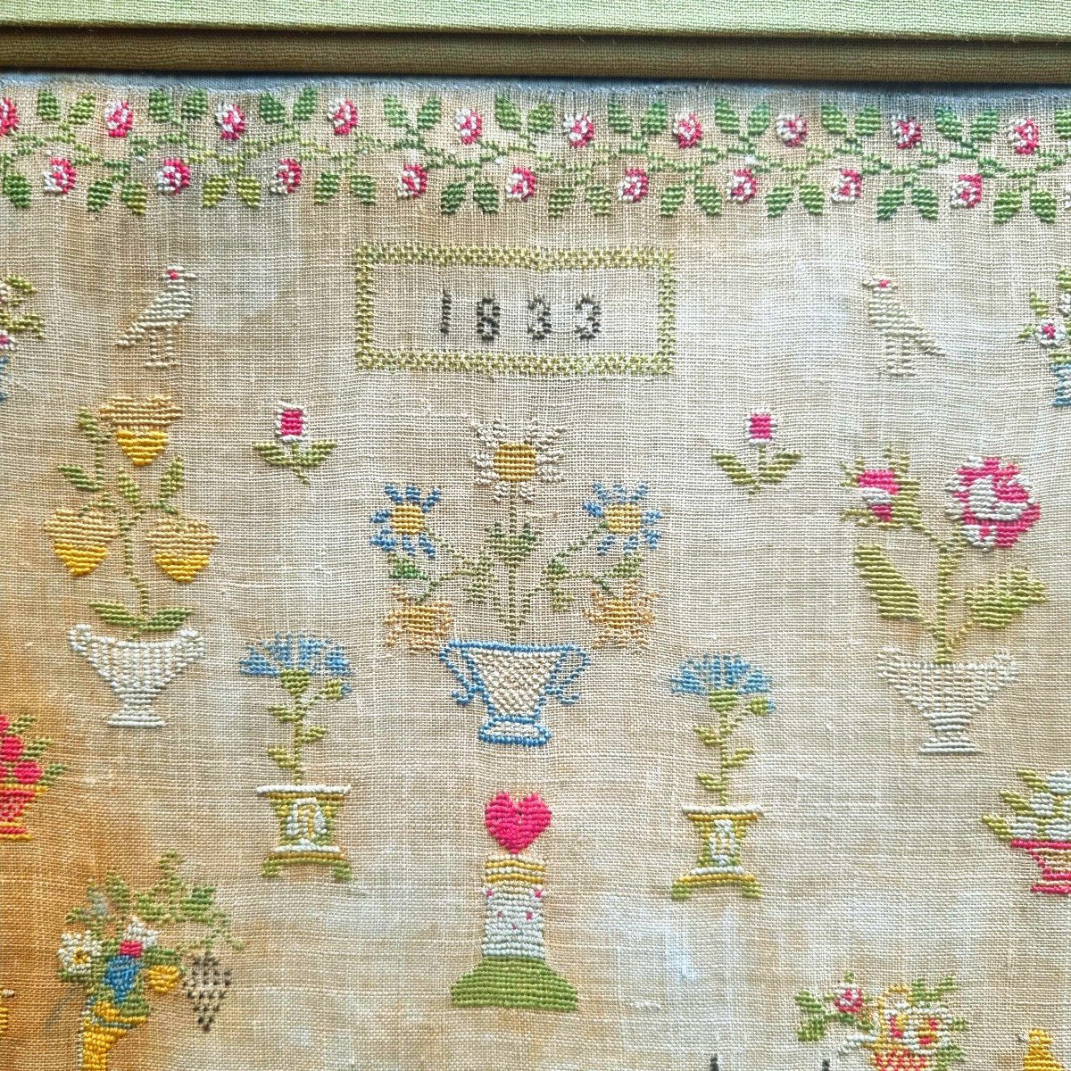 Broderie abécédaire encadrée et datée 1833-photo-2