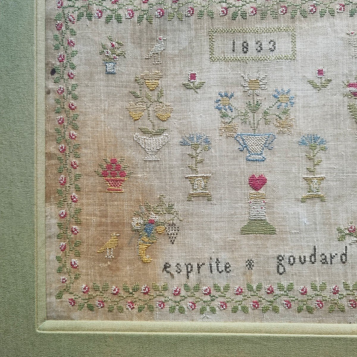 Broderie abécédaire encadrée et datée 1833-photo-3