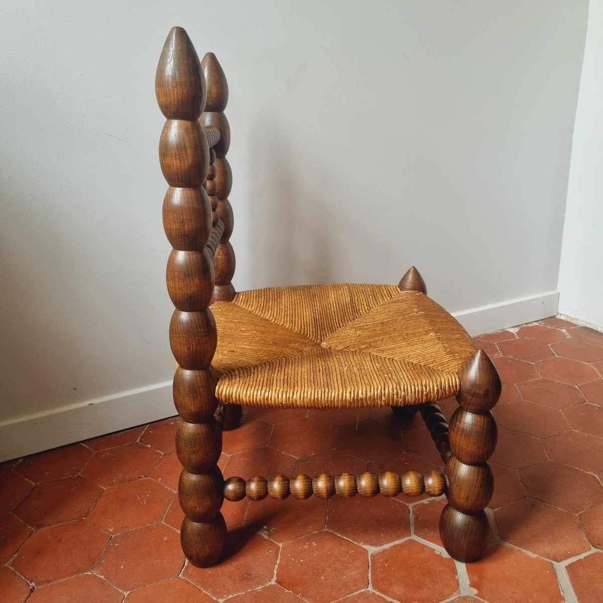 Chaise paillée de cheminée en bois tourné, circa 1950-photo-3