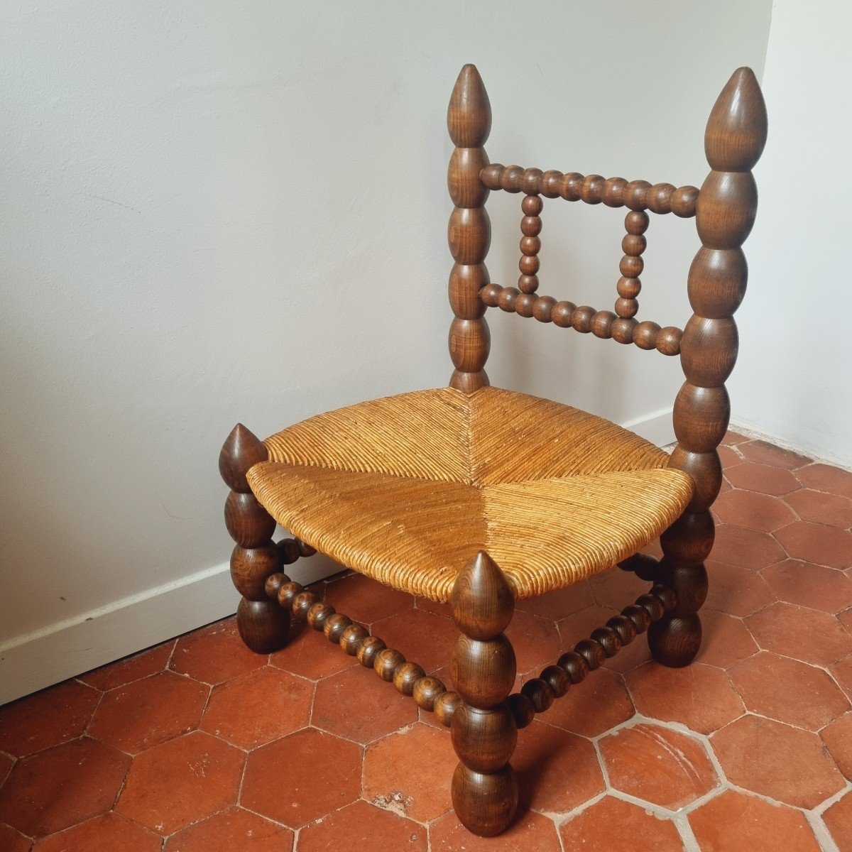 Chaise paillée de cheminée en bois tourné, circa 1950-photo-3