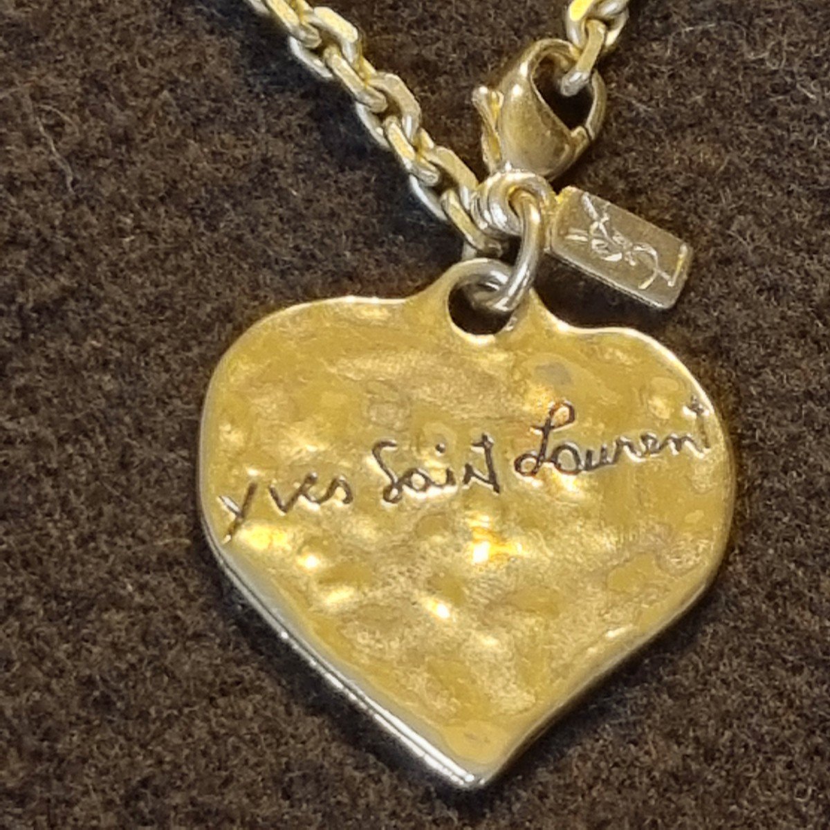 Bag Jewel, Yves Saint Laurent Vintage Heart Keychain-photo-3