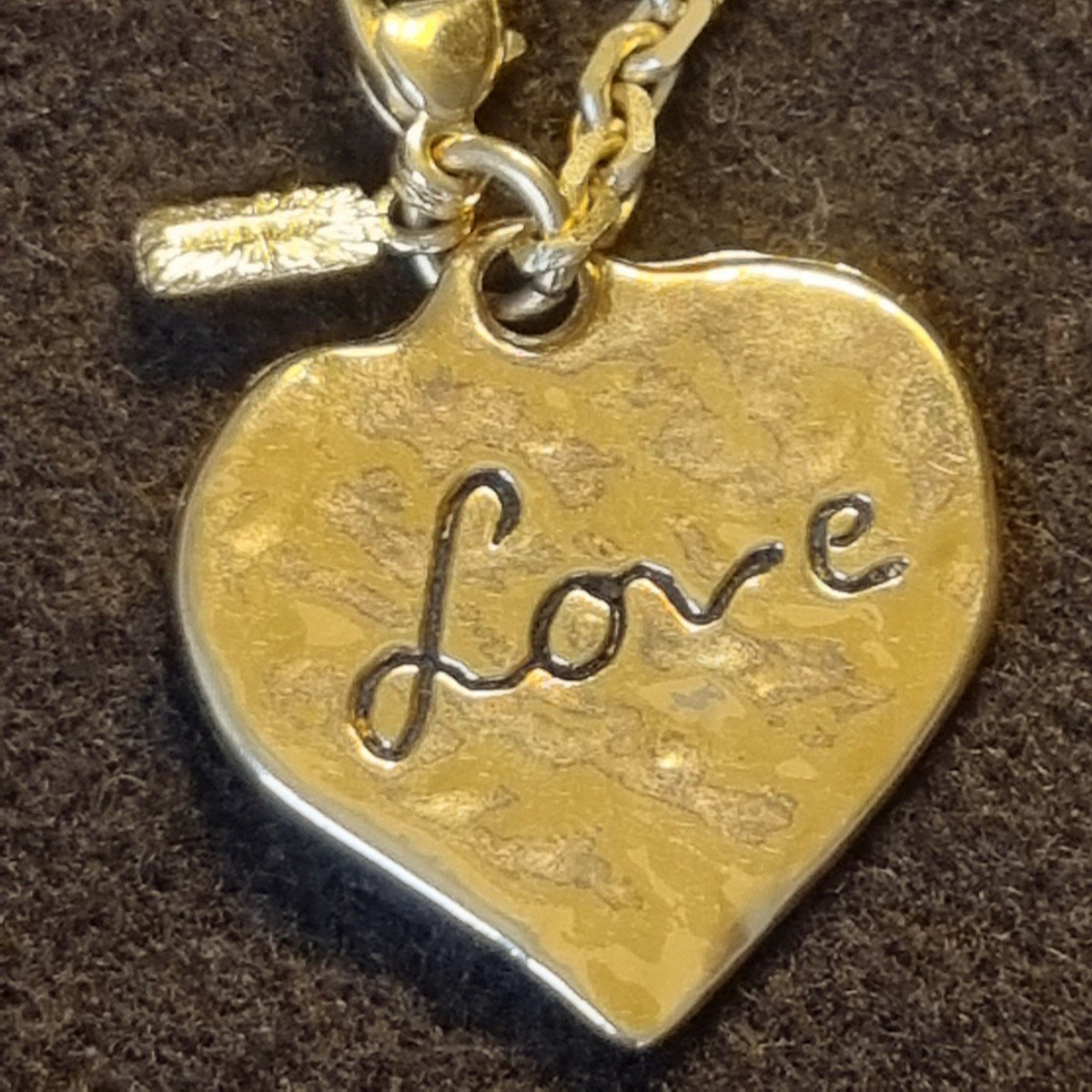 Bag Jewel, Yves Saint Laurent Vintage Heart Keychain-photo-4