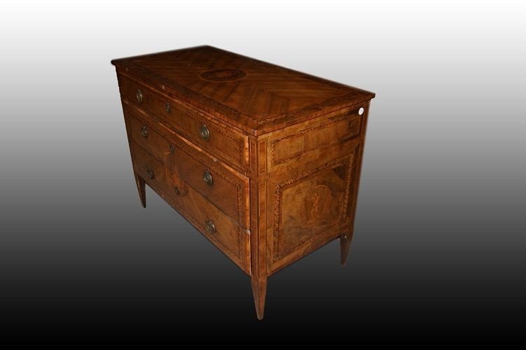 Superb Italian Commode From The 1700s Inlaid Maggiolini-photo-4