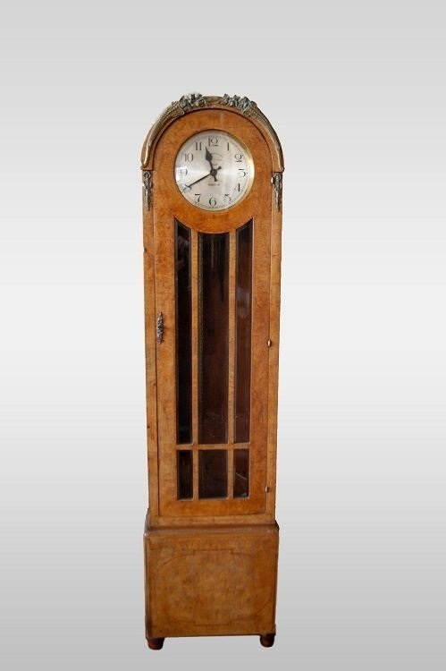 French Column Clock From The Early 1900s, Decorative Style, In Elm And Elm Burl