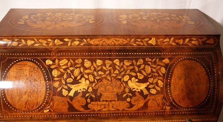 Second Half 1700s Louis XV Style Dutch Wheeled Chest In Richly Inlaid Mahogany-photo-3