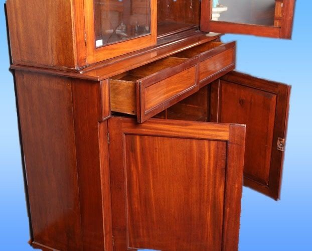 English Double Body Sideboard, Early 1900s Victorian Style, In Mahogany Wood. It Has 2 Glass-photo-3