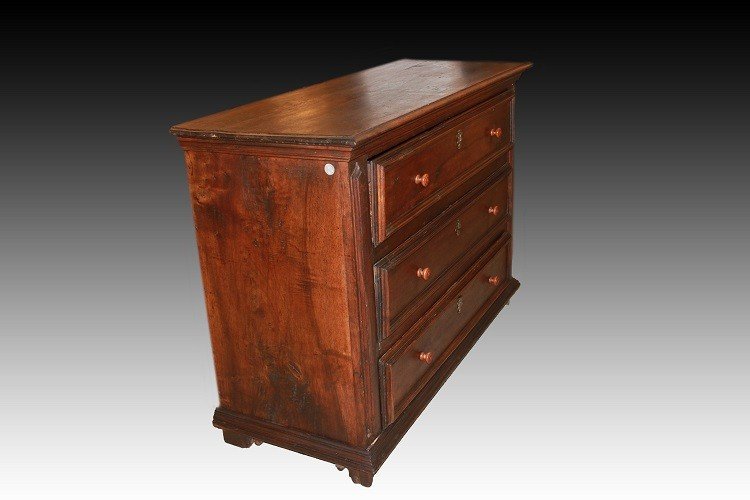 Italian Walnut Chest Of Drawers From The Late 17th To Early 18th Century-photo-2