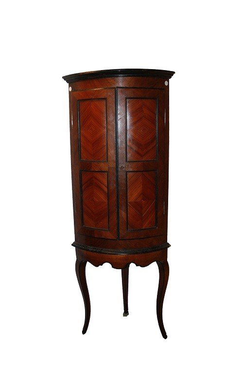 French Double-bodied Corner Cabinet From The Early 1800s, Made Of Walnut Wood In The Louis XV S-photo-2