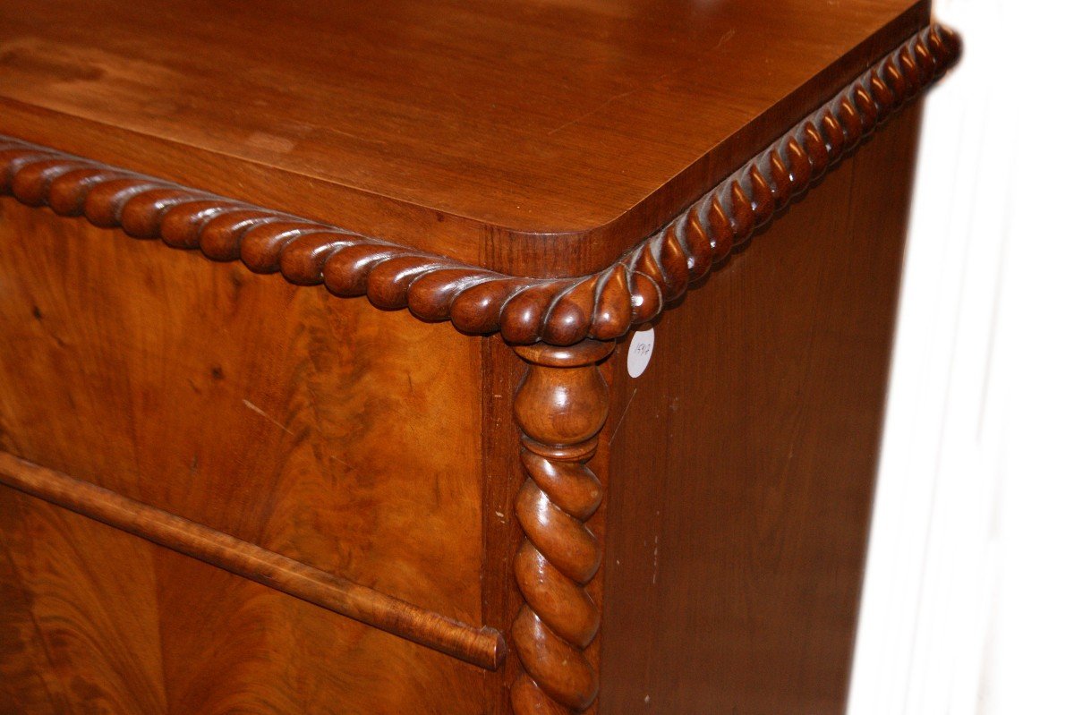 A Northern European Biedermeier-style Chest Of Drawers From The 1800s In Fine Mahogany Wood-photo-2