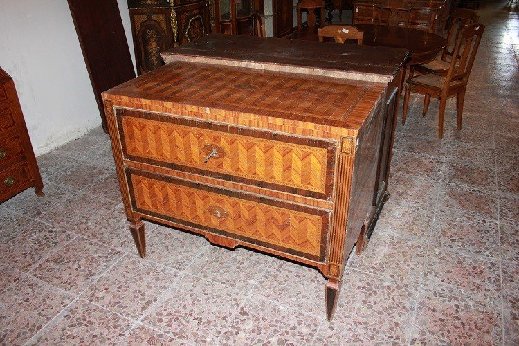 Italian Chest Of Drawers From The 1700s In Louis XVI Style, Made Of Bois De Rose Wood-photo-2