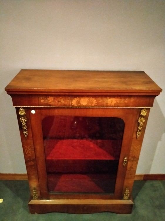 Small, Low Victorian Walnut Display Cabinet From The 19th Century, Intricately Inlaid-photo-2