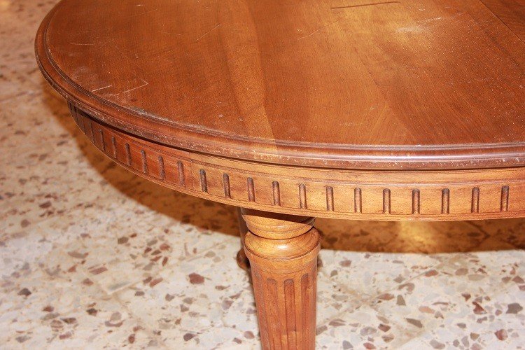 Oval, Extendable French Table From The Late 1800s, Louis XVI Style, In Walnut Wood-photo-3