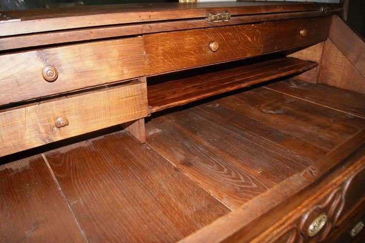 French Rabat Sloping Desk From 1700 In Oak Wood, With Brass Handles With On The Bottom -photo-4