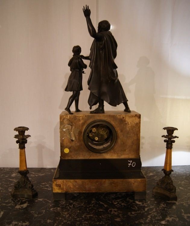 Triptych Clock In Siena Yellow Marble With Bronze Sculptures And French Marble And Bronze -photo-3