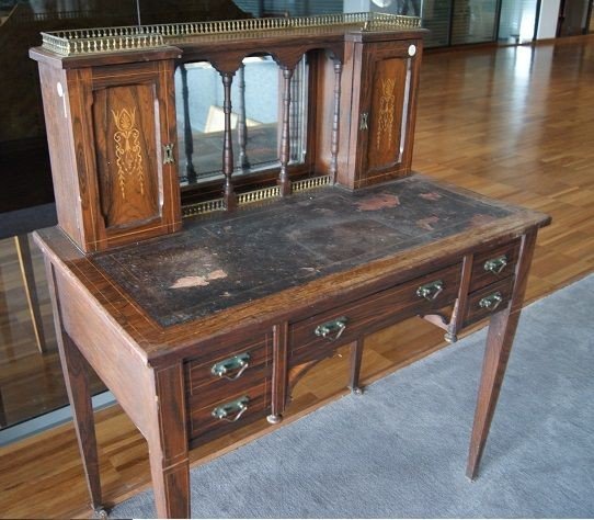 Petit Bureau De Style Victorien Avec Rehausse Et Miroir Datant De 1800 En Palissandre incrustat-photo-3