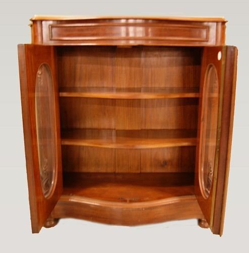 French Low Showcase From The Mid-1800s, Louis-philippe Style, In Mahogany Wood. It Features -photo-1