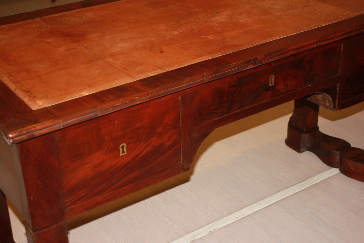 Bureau Français De Style Directoire Du XIXe Siècle En Bois d'Acajou Et En Plume d'Acajou-photo-5