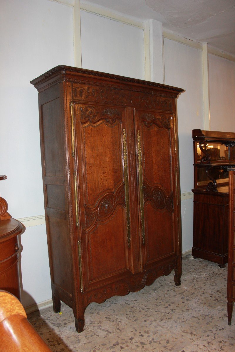 French 2-door Wardrobe From The Late 1700s, Normandie Style, In Oak Wood. It Features Doors And-photo-2