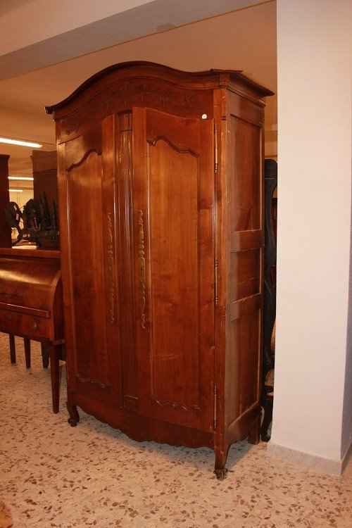  Armoire Française De Style Provençal De La Seconde Moitié Du XVIIIe Siècle En Cerisier-photo-1