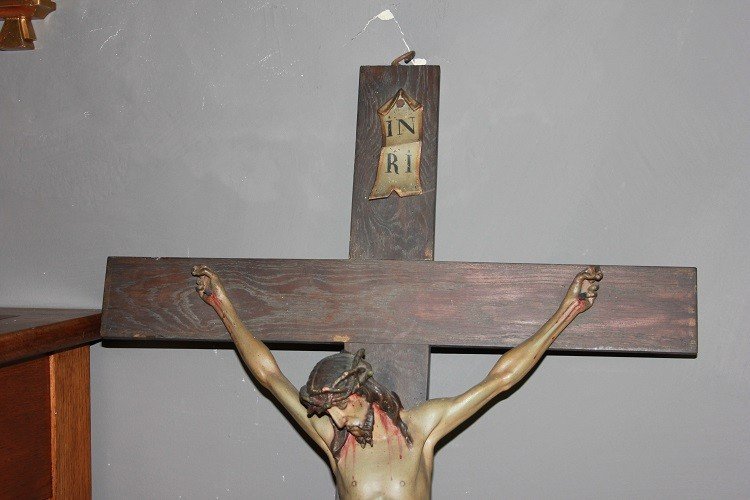 Large French Crucifix From The Second Half Of The 1800s In Wood With A Painted Wooden Christ-photo-4